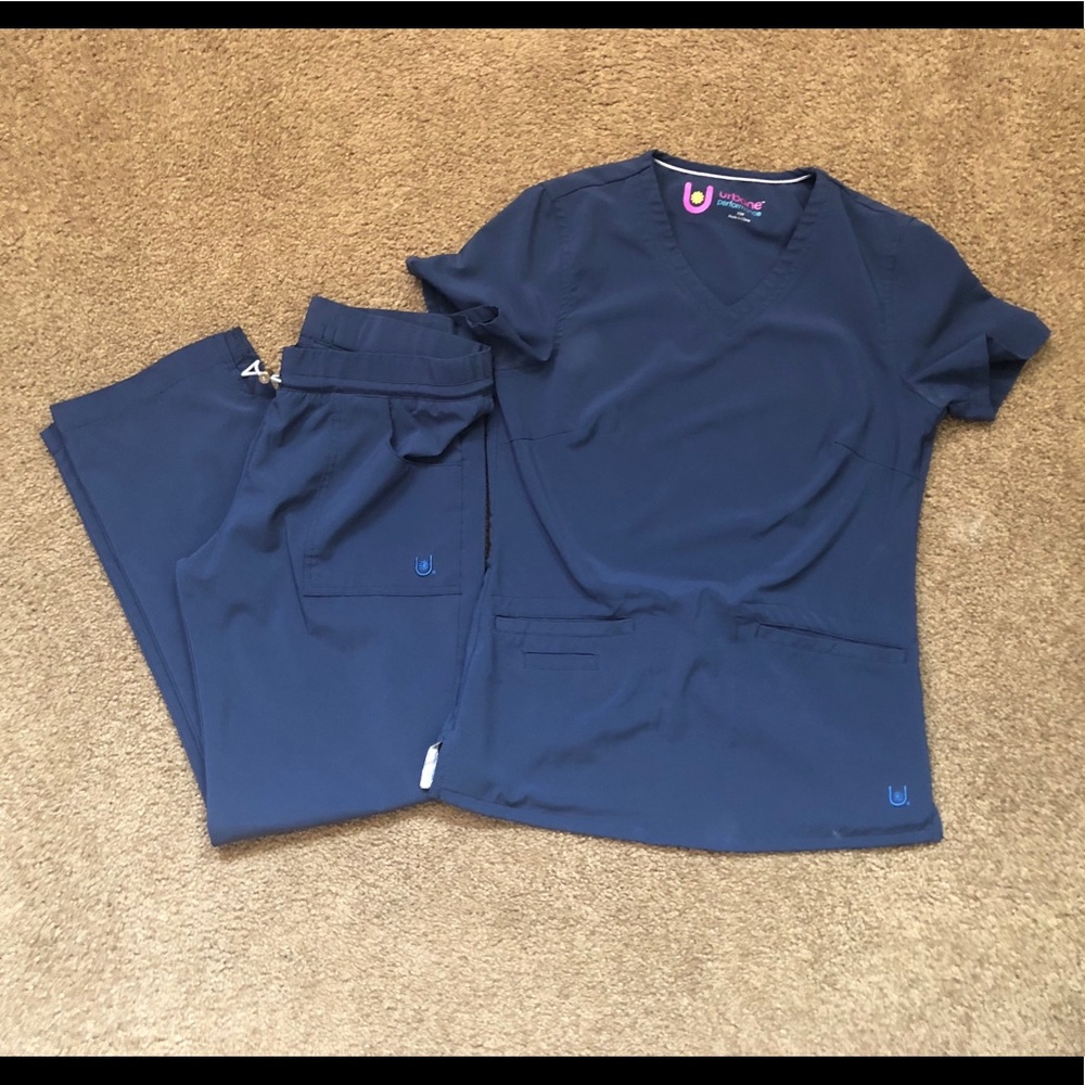 Urbane navy scrub set xs